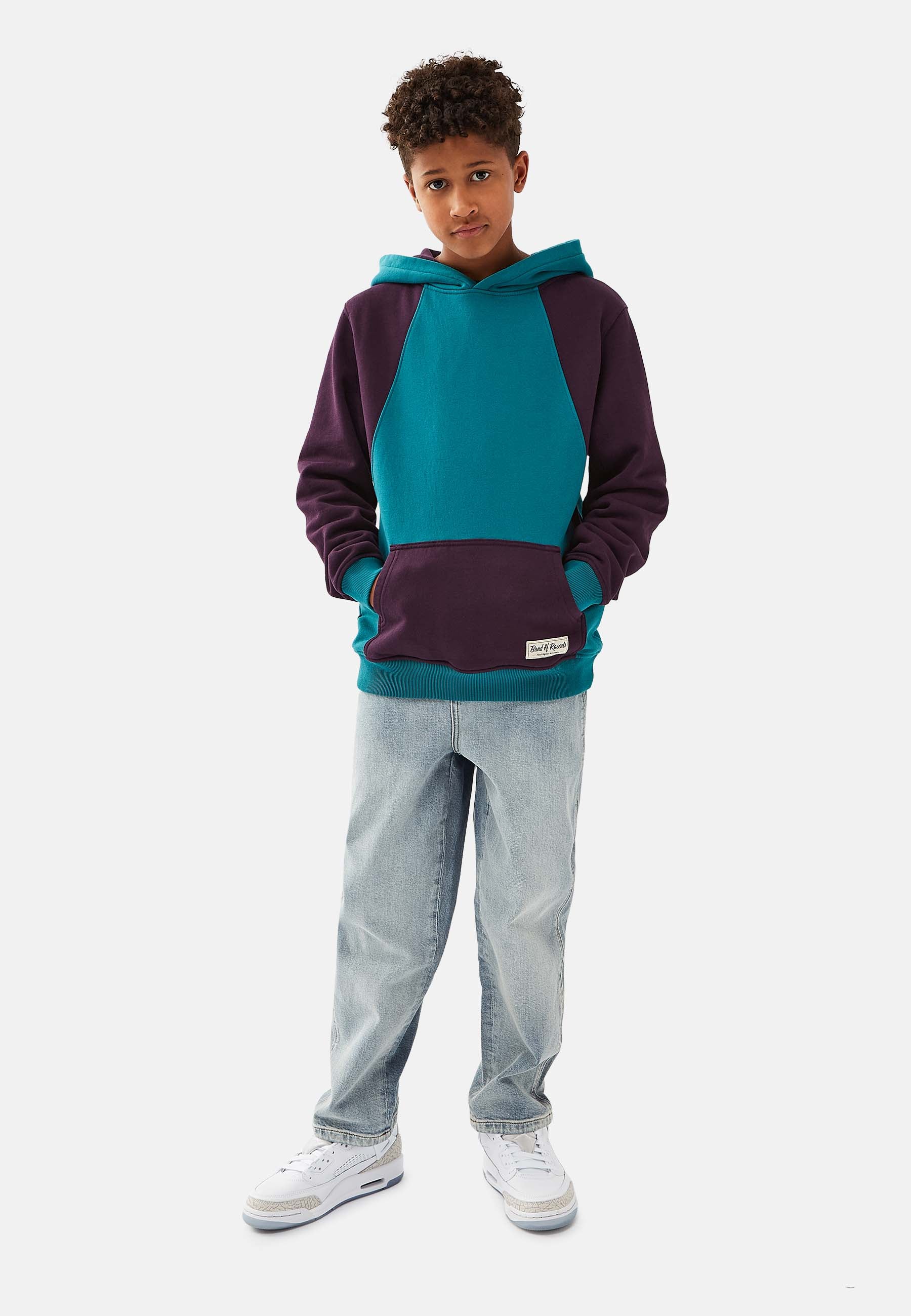 Spear Hooded