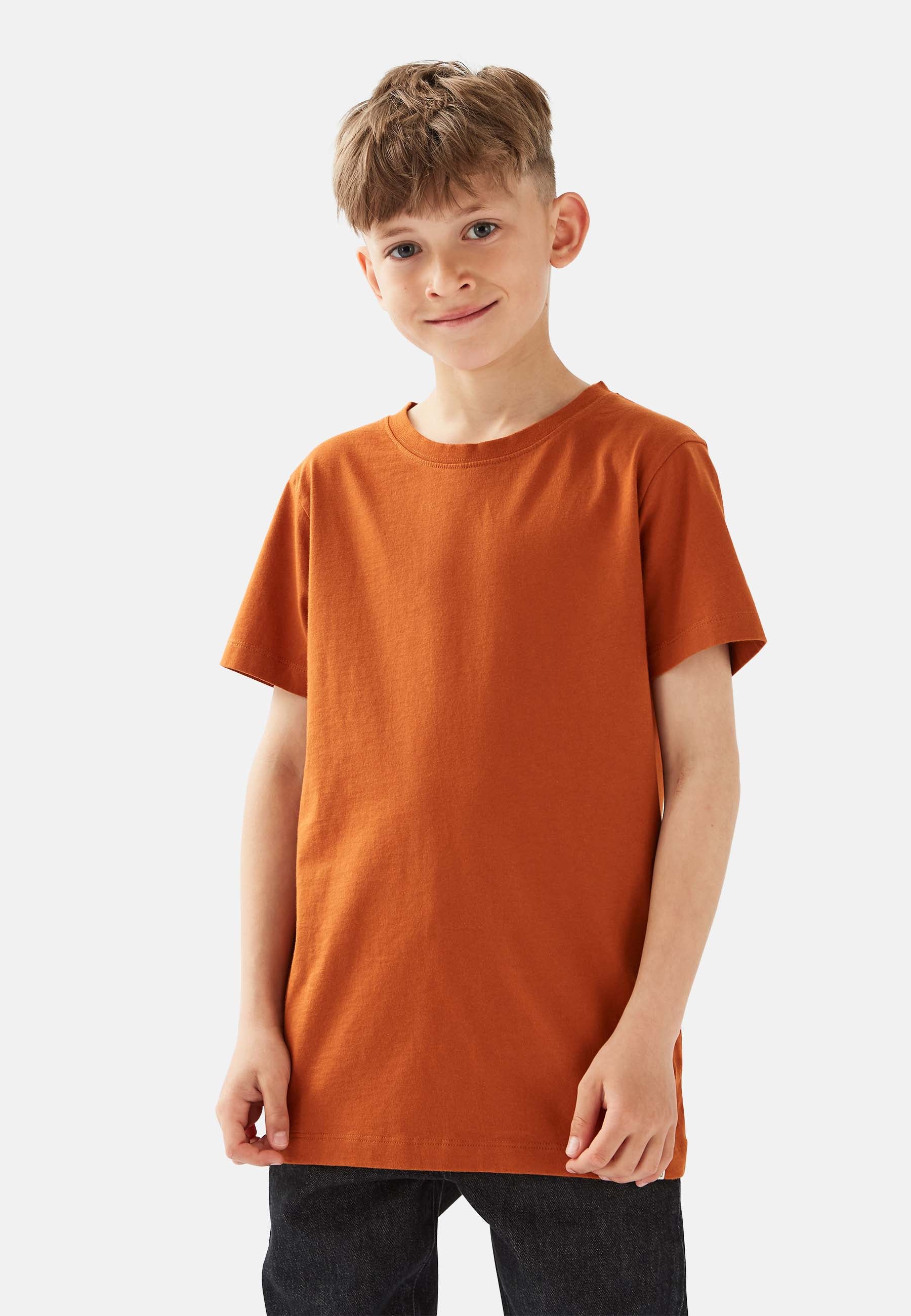 Basic T-Shirt