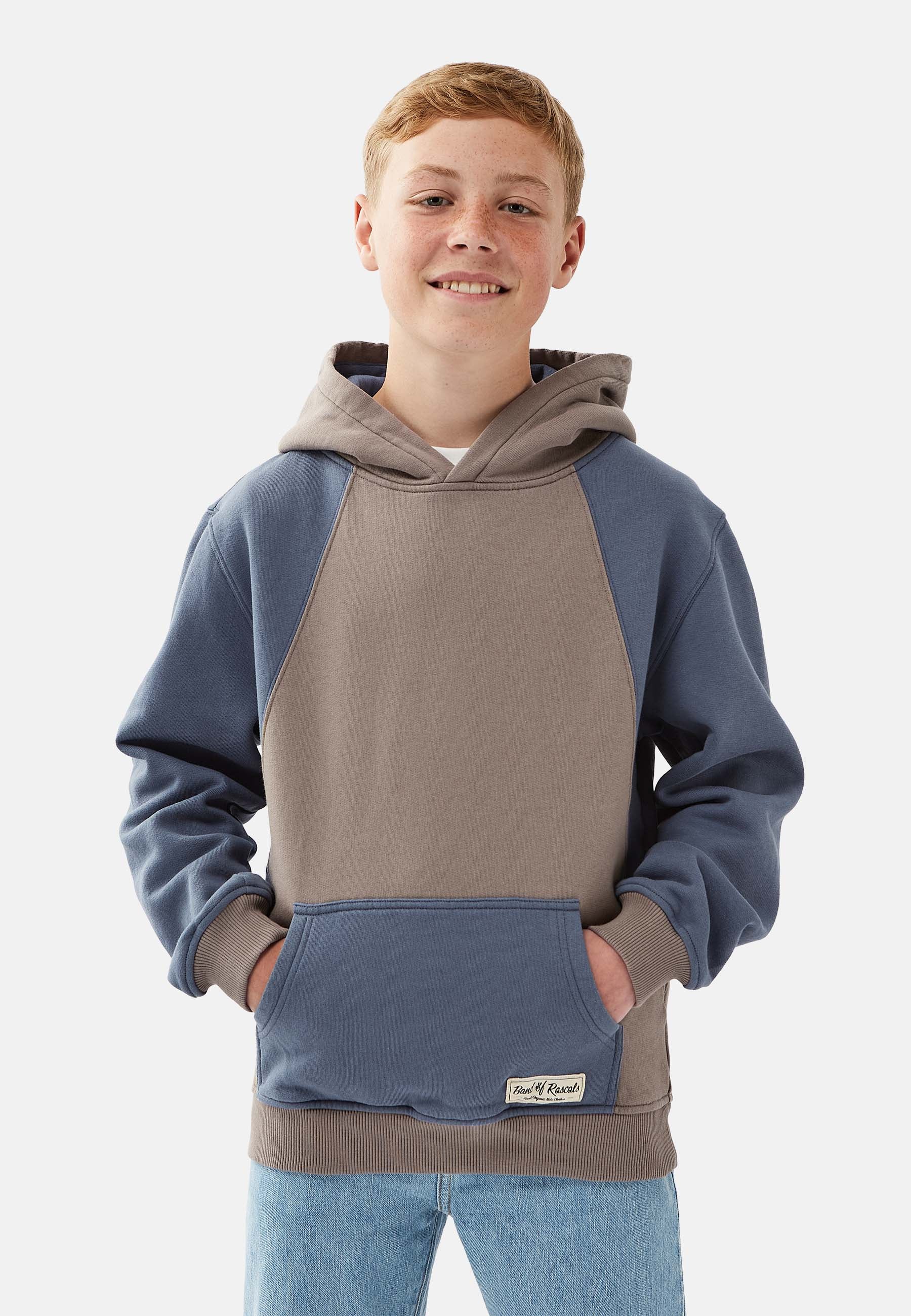 Spear Hooded