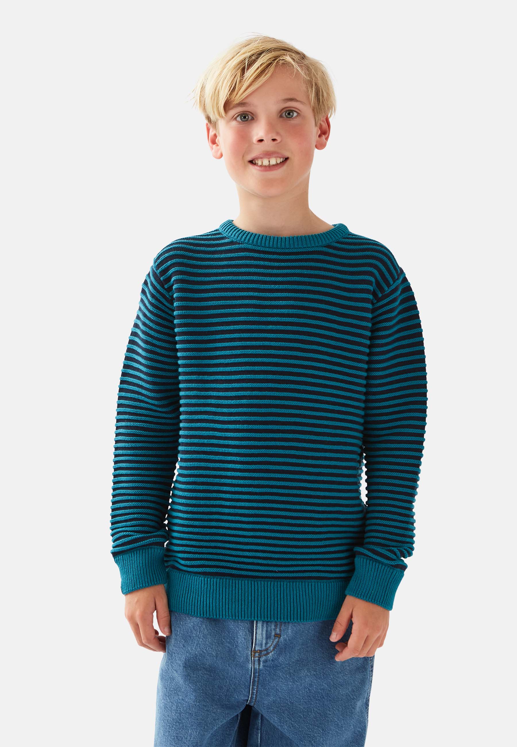 3D Stripe Pullover
