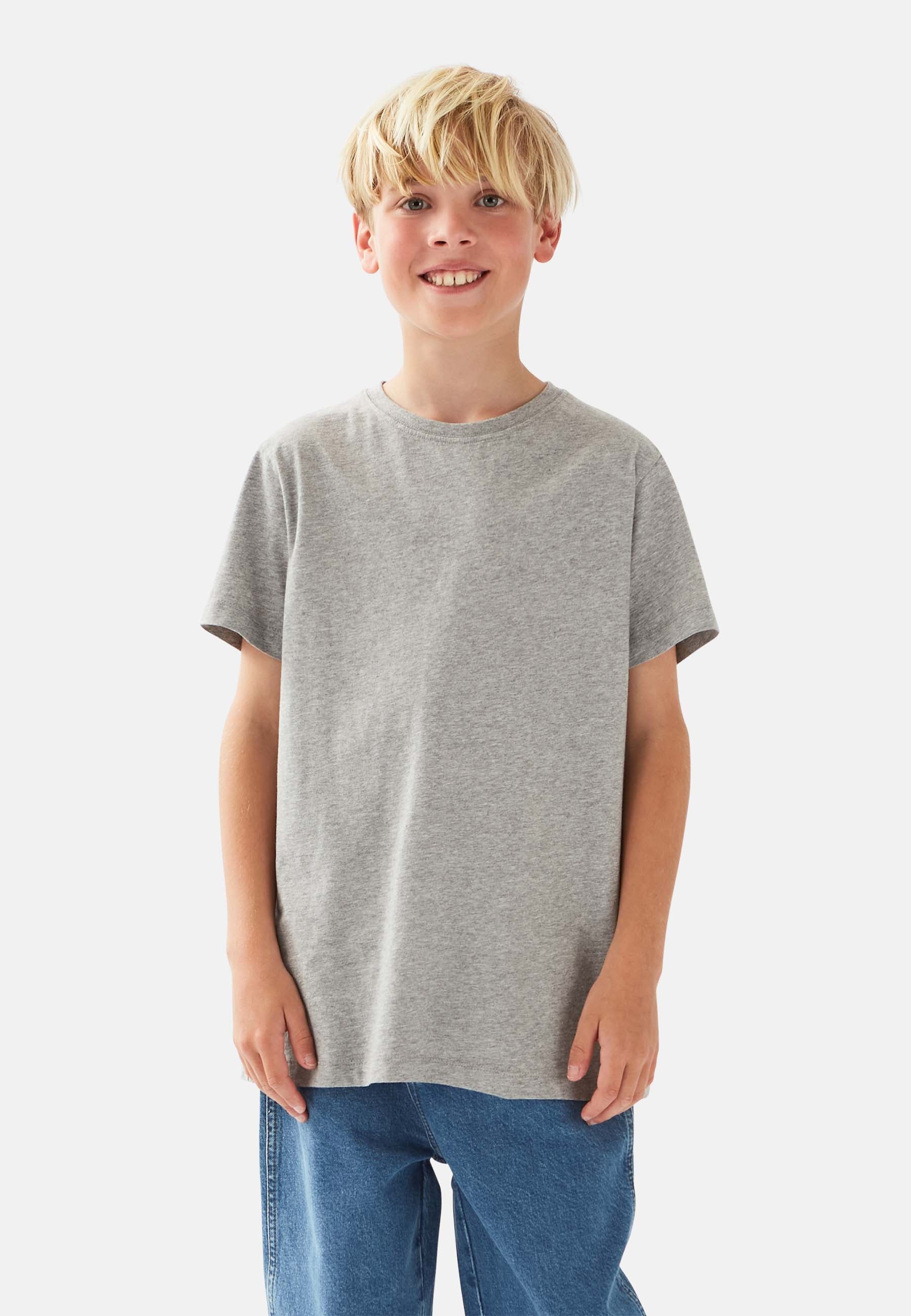 Basic T-Shirt
